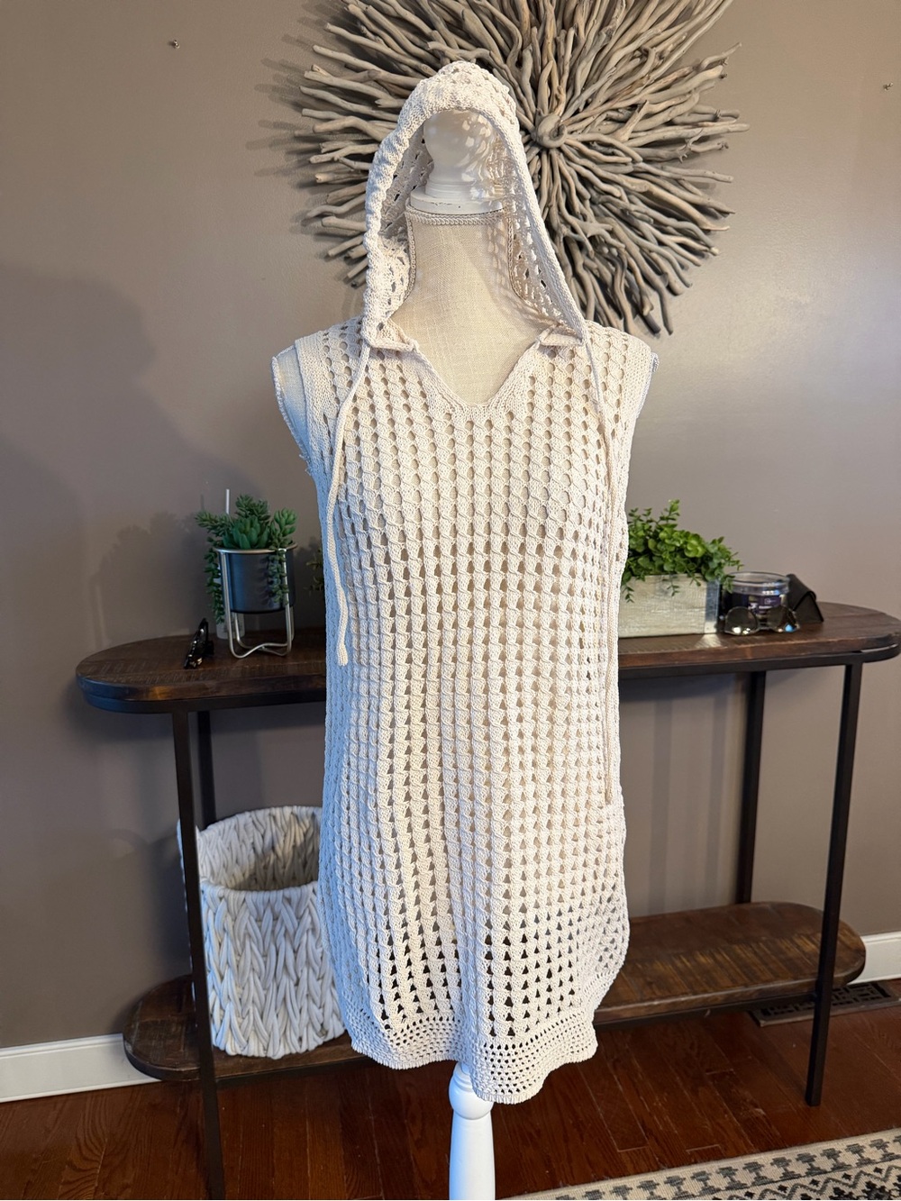 NWT Nicole Miller Artelier Crochet Swim cover in cream